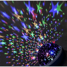 Solight LED projekční koule, multicolor, 9 režimů, otáčení, USB, 4x AAA Solight LED projekční koule, multicolor, 9 režimů, otáčení, USB, 4x AAA